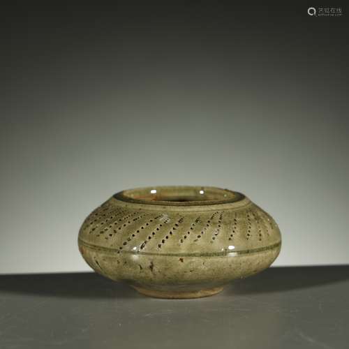 SONG DYNASTY,YAOZHOU CELADON CARVED WATER POT