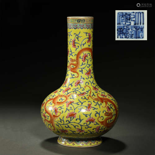 QING DYNASTY,YELLOW GROUND FAMMILE-ROSE GLAZED DRAGON VASE