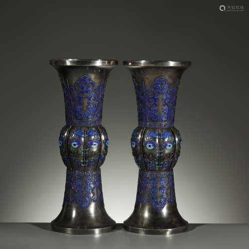 QING DYNASTY,A PAIR OF SILVER CLOISONNE ENAMEL VASES