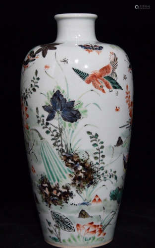 WUCAI GLAZE BIRD PATTERN VASE