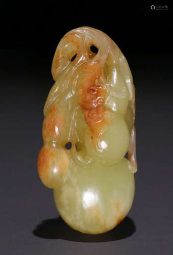 YELLOW JADE CARVED GOURD PENDANT