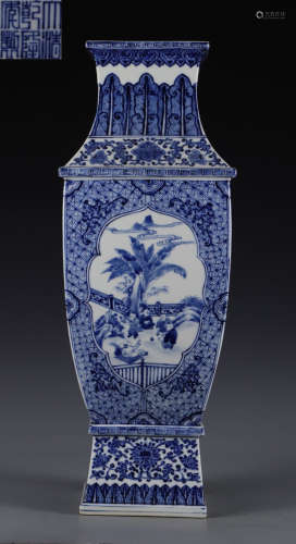 QIANLONG MARK BLUE&WHITE GLAZE VASE