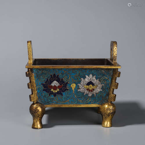 A flower cloisonne double-eared vessel