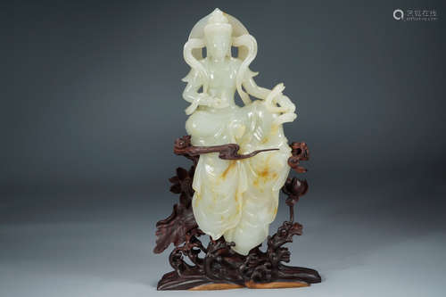 A Hetian jade carved Guanyin ornament