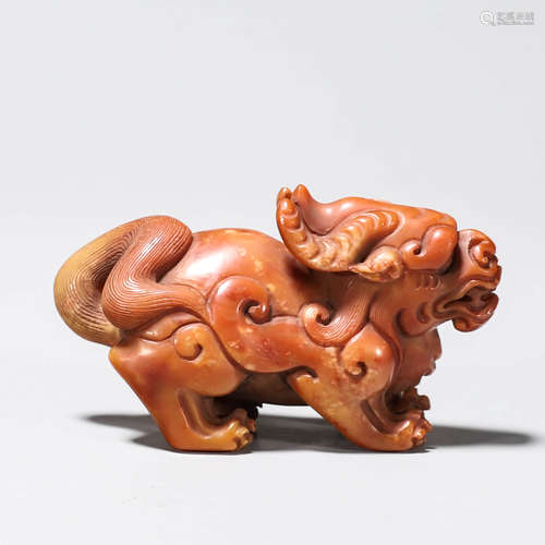 A Shoushan stone carved pixiu ornament