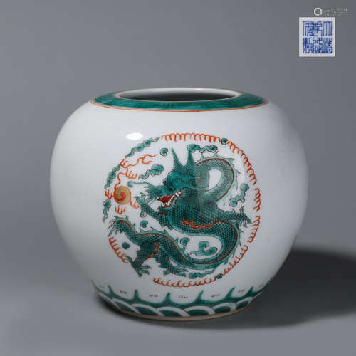 A famille rose cloud and dragon porcelain jar