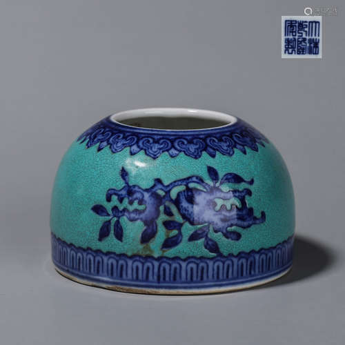 A blue flower green glazed porcelain zun