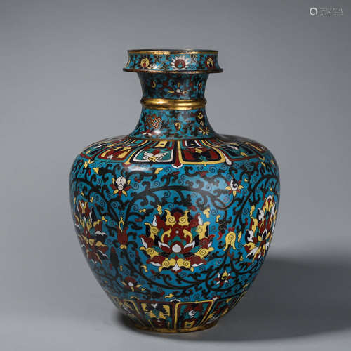 An interlocking flower patterned cloisonne zun