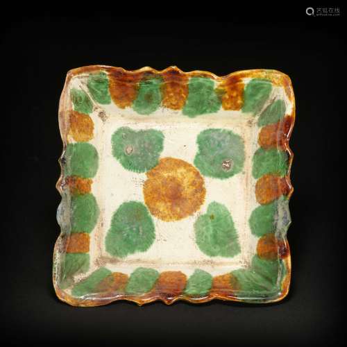 Tri-Colored Plate from Liao