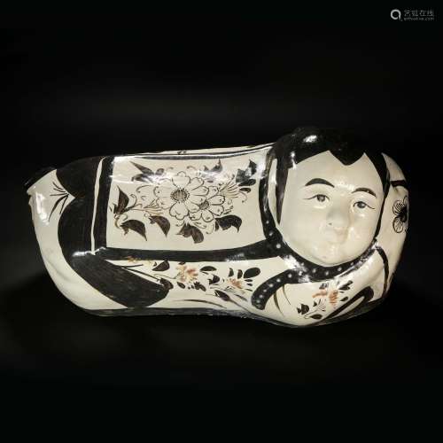 CiZhou Pillow with Human form from Yuan