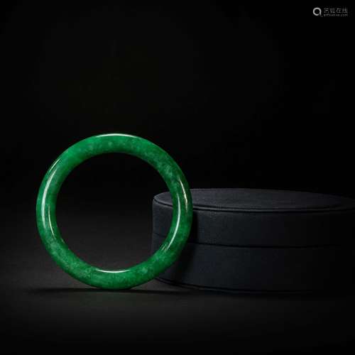 Green Jade Bracelet from Qing