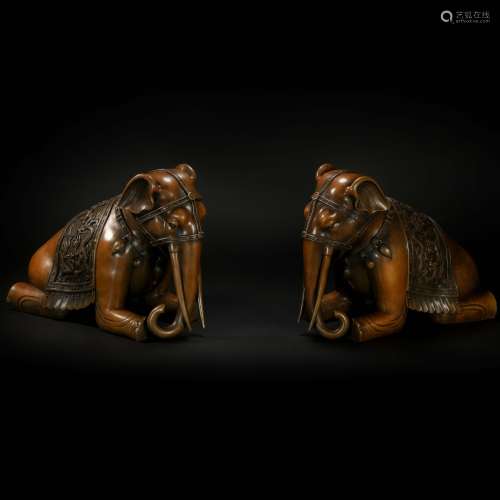 A Pair of Copper Elephant from Qing