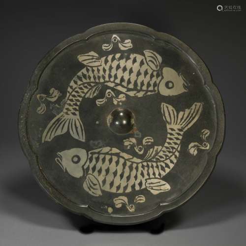 Copper Mirror with Two Fishes from Tang