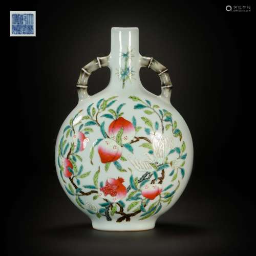 Kiln Vase in Peaches Design from Qing