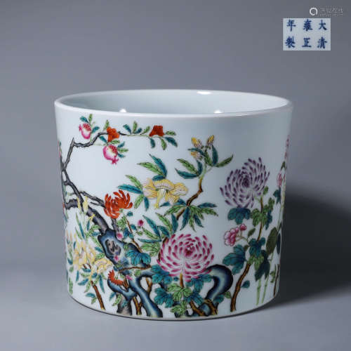 A famille rose porcelain brush pot