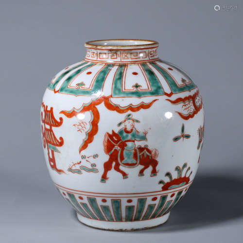 A red and green figure porcelain jar