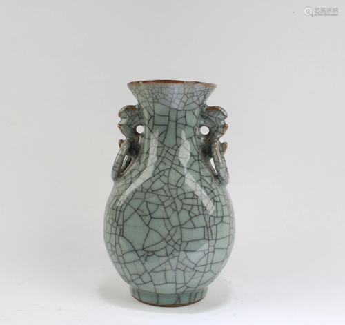 Chinese Geyao Vase