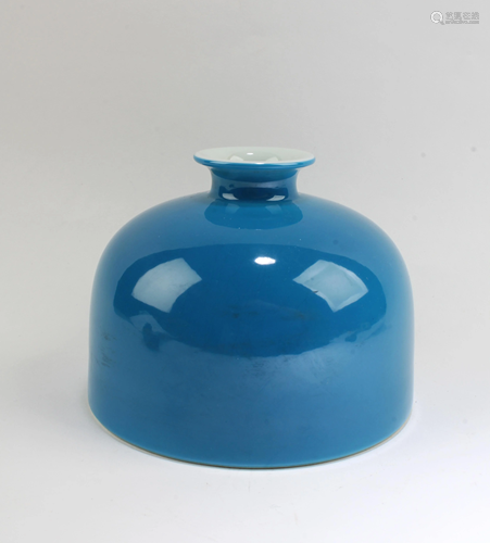 Chinese Blue Color Porcelain Water Pot