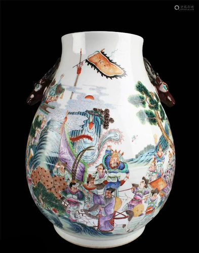 An Old Fencai Porcelain Vase