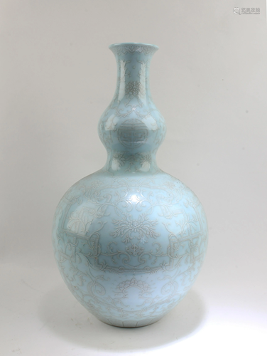 Chinese Porcelain Vase