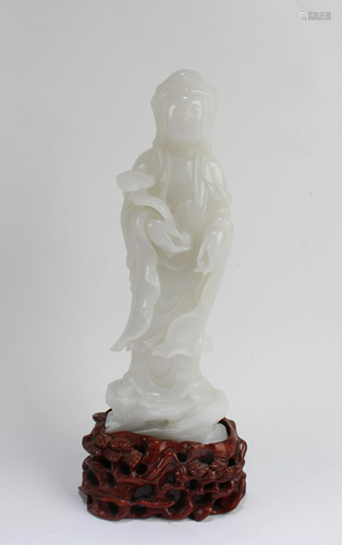 Chinese White Jade Carved Guanyin Statue