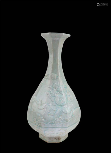 Chiense Porcelain Vase