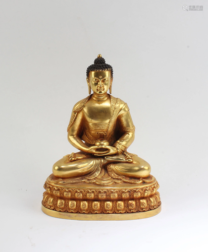 A Gilt Bronze Seated Buddha Statue