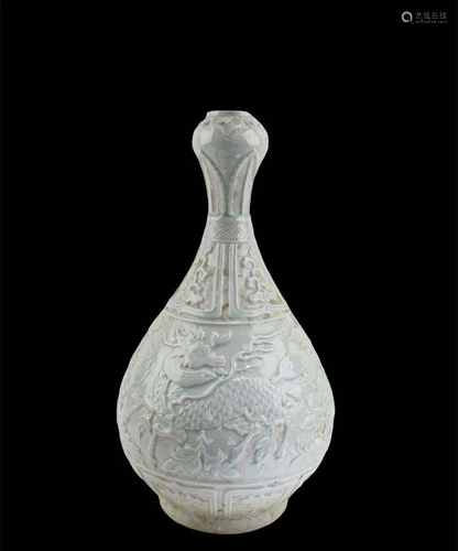 Chiense Porcelain Vase