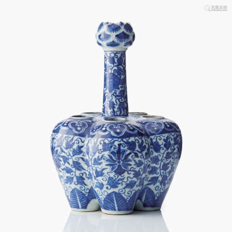 A Chinese Blue and White Tulip Vase