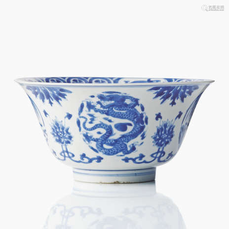 A Chinese Blue and White ’Dragon and Phoenix’ Bowl