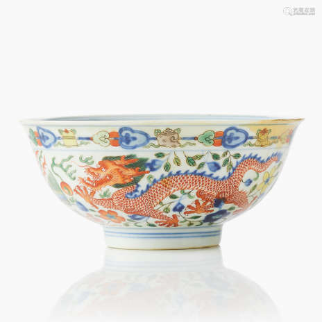 A Wucai ‘Dragon and Phoenix’ Bowl