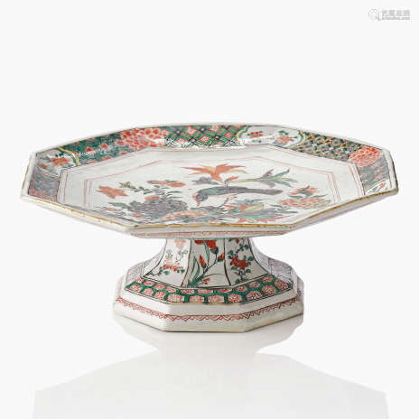 A Chinese Famille Verte Tazza