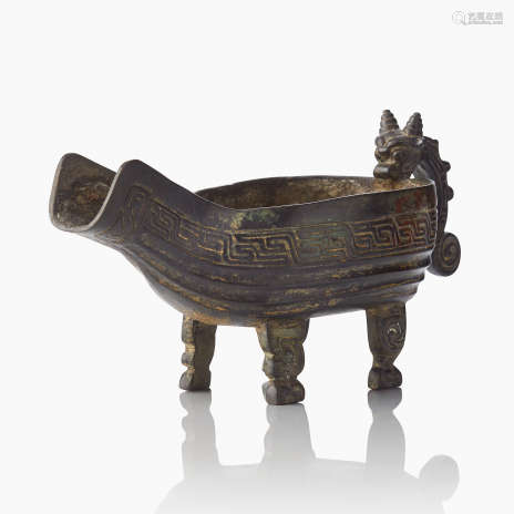 A Bronze Ritual Pouring Vessel, YI