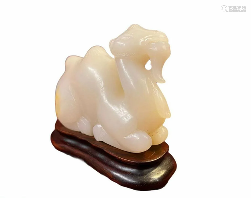 Chinese Carved Hetian Jade Figurine