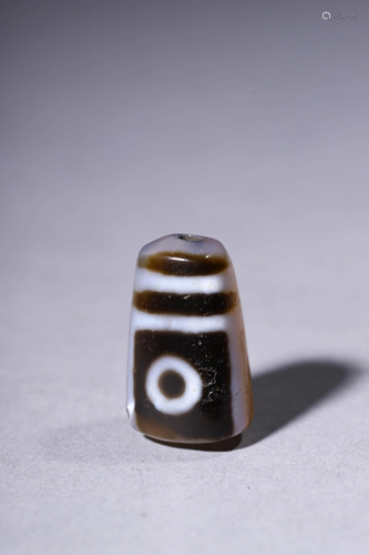 A Pure 3 Eyes Dzi Bead