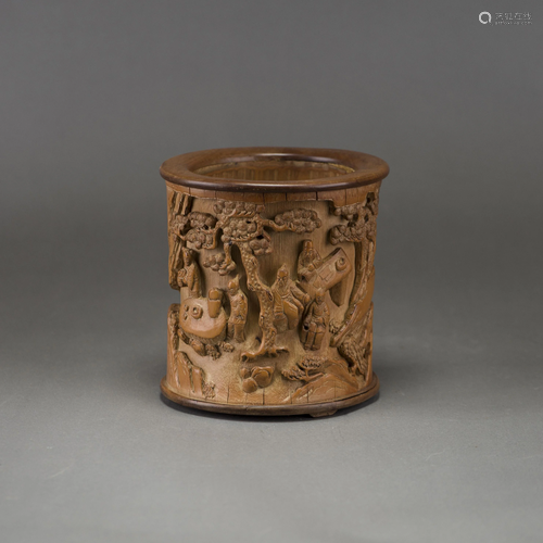 A CARVED BAMBOO 'SCHOLARS' BRUSH POT