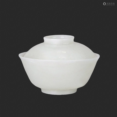 A WHITE JADE BOWL AND COVER