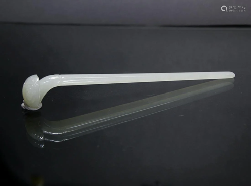 A 'MUSHROOM' WHITE JADE HAIRPIN, QING DYNASTY