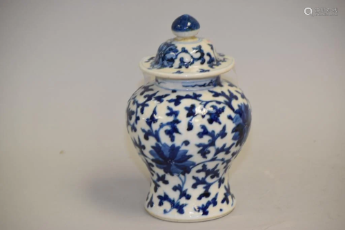 19-20th C. Chinese Porcelain B&W Jar
