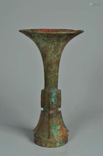 chinese bronze gu vase