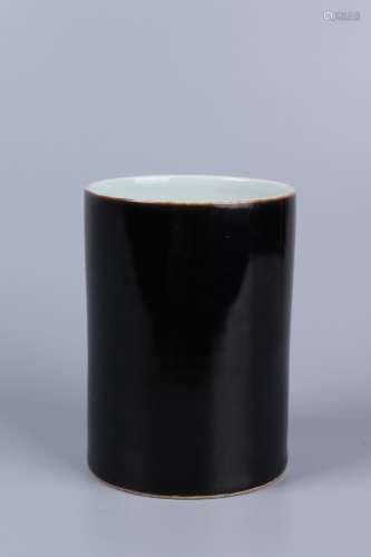 chinese black glazed porcelain brush pot