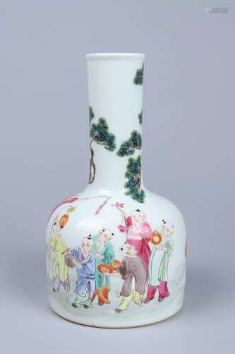 chinese doucai porcelain mallet-form vase