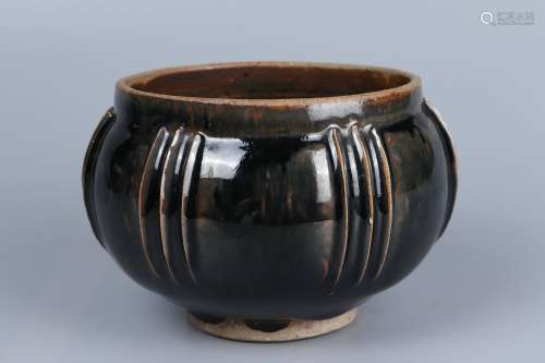 chinese black glazed porcelain linear jar