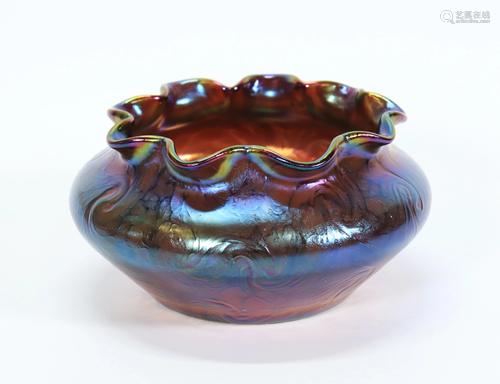 Loetz Irridescent Pinch-Swirl Glass Bowl