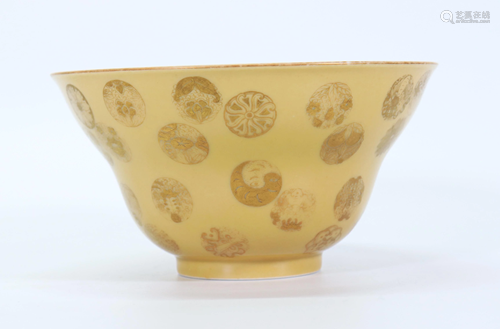 Chinese Ogee Cafe au Lait Porcelain Bowl with Gold