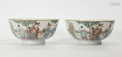 Pr Chinese Enameled Porcelain Chrysanthemum Bowls