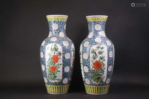 A pair of Qing style famille rose porcelain vases