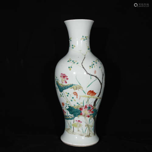 Min Guo hong xian period famille rose porcelain vase