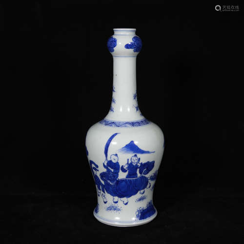 Qing blue and white porcelain vase