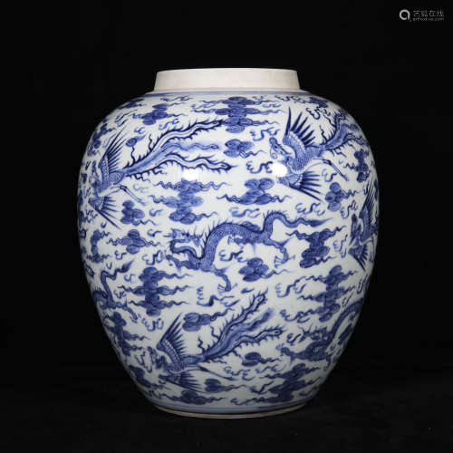 Qing kangxi style blue and white porcelain jar